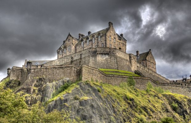 Castelul Edinburgh – unul dintre cele mai frumoase castele din Scoția