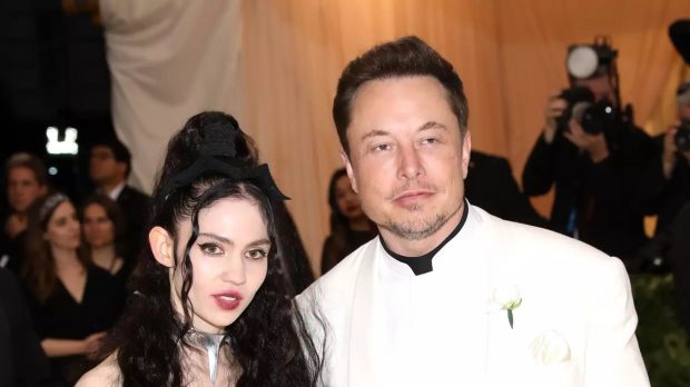 Elon Musk și Grimes, părinți pentru a doua oară cu ajutorul unei mame-surogat. Ce nume unic au ales pentru fiica lor