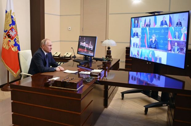 Înalt oficial american: „Putin e dezinformat. Consilierii săi se tem să-i spună adevărul despre invazia din Ucraina”