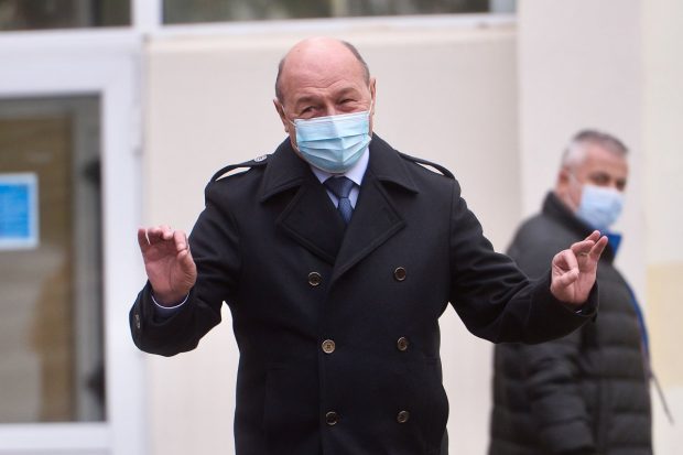 Traian Băsescu, dosar penal pentru declaraţii false de necolaborare cu Securitatea. „Imediat ce sunt chemat, mă voi duce”