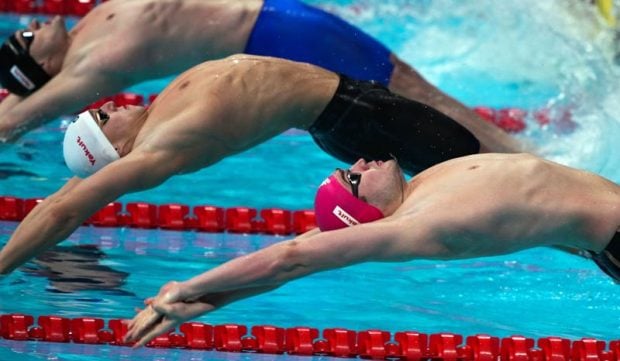 Federaţia internaţională de nataţie se opune excluderii din competiții a sportivilor din Rusia și Belarus