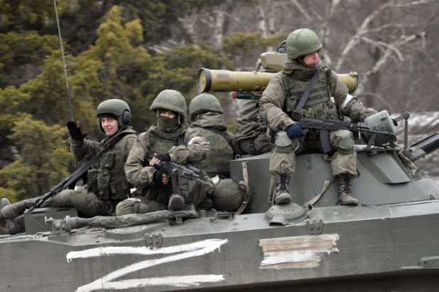 Interceptări publicate de Kiev: un comandant rus îi cere unui soldat să-și distrugă echipamentul și să facă poze, ca dovadă „că i-am ucis pe ucraineni”