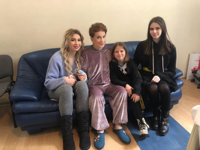 Ionela Prodan și nepoții