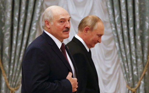 Moscova îl contrazice pe dictatorul Lukașenko, după acesta a spus că invazia Rusiei durează prea mult