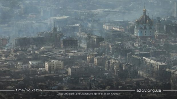 „Mariupol arată ca lumea de după Apocalipsă!” Mărturia comandantului Regimentului Azov, care apără orașul în fața atacurilor rușilor