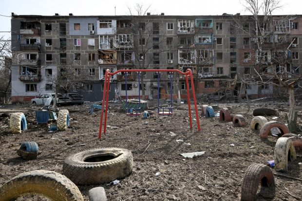 Mărturia unei adolescente care a scăpat din Mariupolul asediat: „Din casa noastră nu a mai rămas nimic”