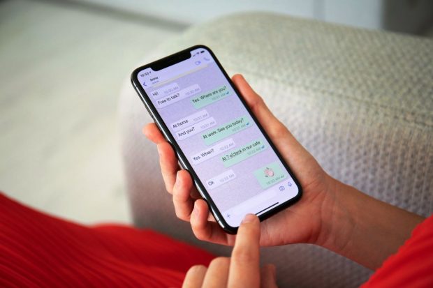 Cum recuperezi mesajele șterse de pe WhatsApp