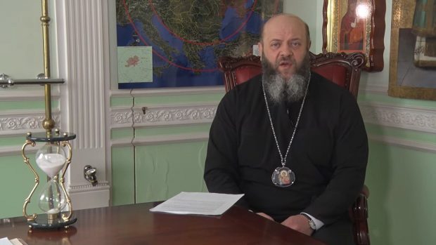Un mitropolit ucrainean le-a spus credincioșilor că nu e un păcat să ucizi soldații ruși: „Nici măcar nu trebuie să te spovedești după ce o faci!”