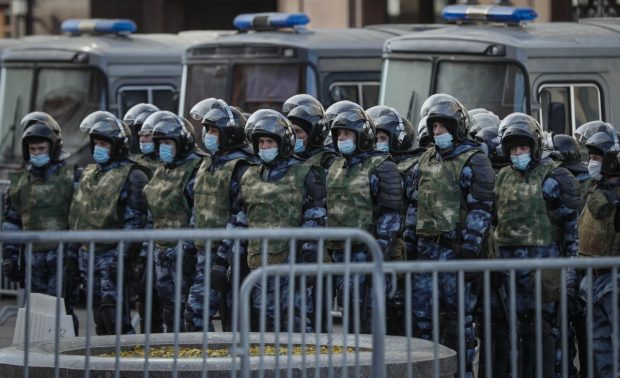 EXCLUSIV. Un rocker rus din St. Petersburg spune românilor că „ți se face rău, nu te poți uita când la televiziunile noastre se vorbește despre război nuclear”
