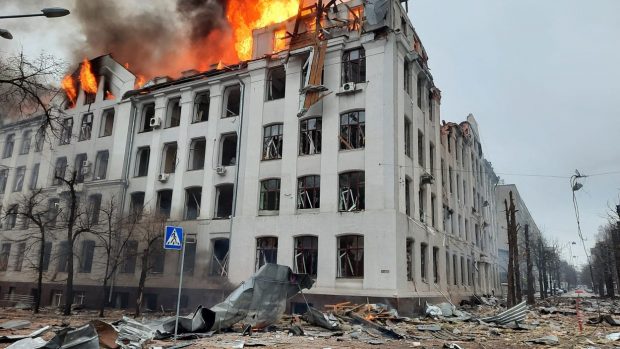 LIVETEXT Război în Ucraina, ziua 7. Bombardamente puternice în Harkov și Herson. Rusia oferă un prim bilanț al morților: 498 de decese. Autoritățile ucrainene anunță 7.000
