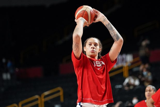 Decizia unui tribunal rus: Brittney Griner, vedeta baschetului feminin american, rămâne în arest preventiv până în mai