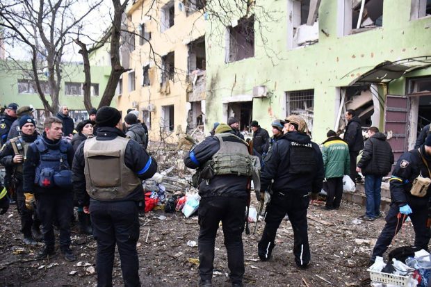 Crucea Roșie, apel pentru un acord de urgență la Mariupol, astfel încât civilii să nu ajungă în „cel mai rău scenariu”