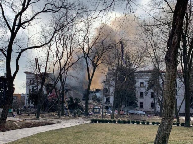 Italia anunță că va ajuta la reconstrucţia teatrului bombardat din Mariupol