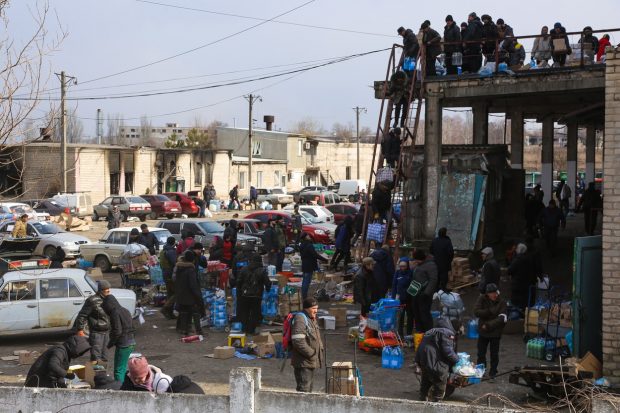 LIVETEXT Război în Ucraina, ziua 24 | Civilii nu pot fi evacuați din Mariupol pentru că se trage neîncetat. Kievul îndeamnă la negocieri reale pentru pace, în timp ce Moscova acuză „cerințe nerealiste”