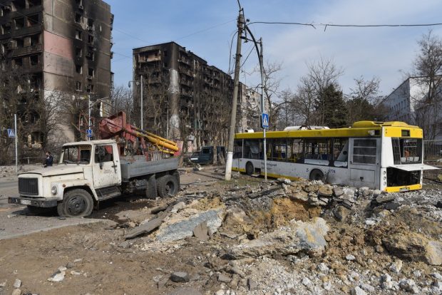 Cel mai cunoscut scriitor ucrainean a trimis publicului românesc un articol: „Stalingrad? Nu, Mariupol”