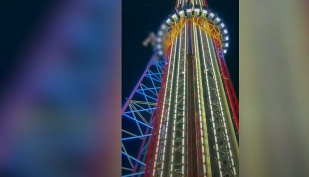 VIDEO. Momentul în care un adolescent cade de la mare înălțime dintr-o instalație a unui parc de distracții din SUA. Anchetă a autorităților