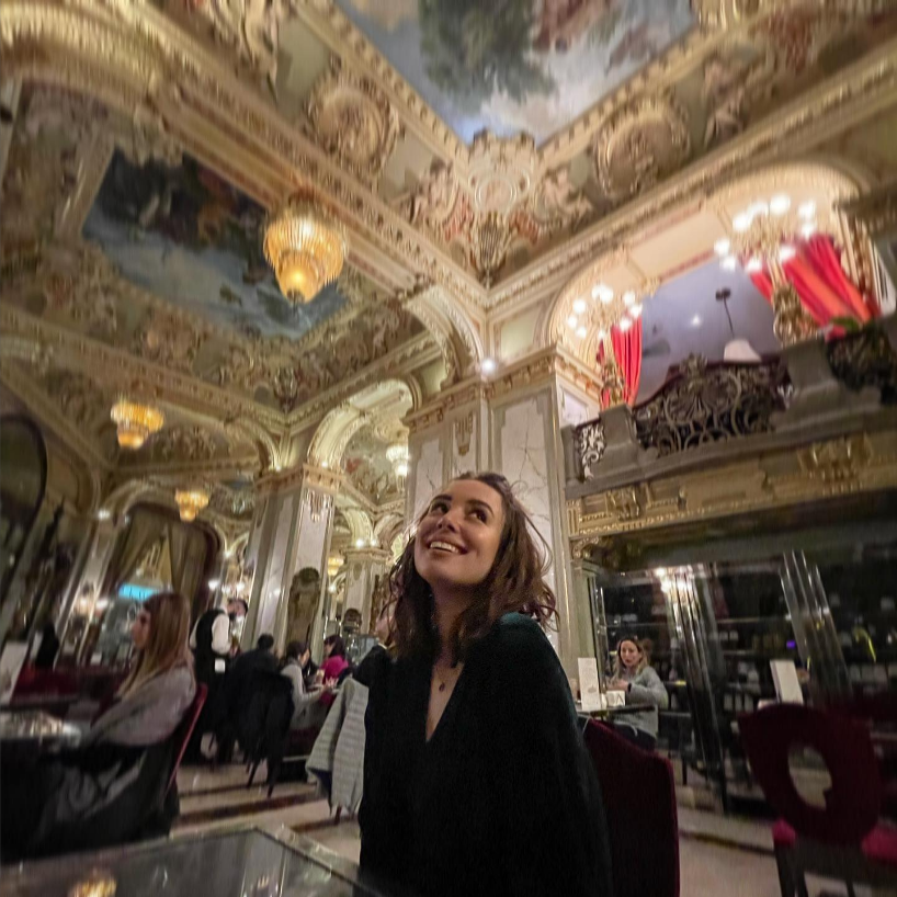 EXCLUSIV. Explozii puternice lângă Kiev. Mărturia pentru români a ucrainencei în vârstă de 25 de ani care a luat arma ca să apere orașul: „Nu capitulăm și vă suntem recunoscători pentru ajutor”