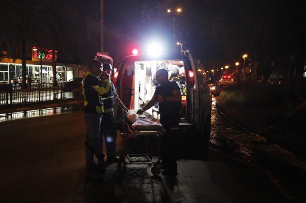 Cinci persoane au murit lângă Tel Aviv, după ce un bărbat a început să tragă în oameni, pe stradă