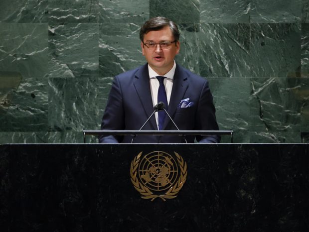 Ucraina dispusă să renunţe la intrarea în NATO, în anumite condiții. Anunțul ministrului de externe ucrainean după întâlnirea cu Lavrov