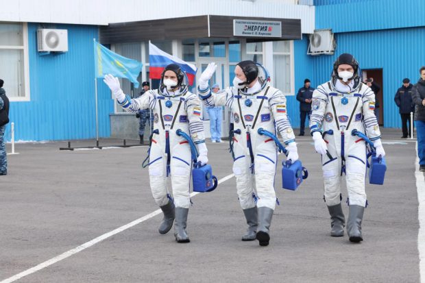 Contractele agenţiei spaţiale ruse Roscosmos cu străinătatea se vor încheia doar în ruble