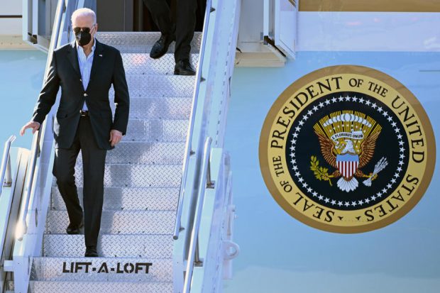 Trimișii speciali ai ziarului în Polonia: Joe Biden a aterizat lângă granița cu Ucraina și la 400 de kilometri de Rusia. Ura populară împotriva lui Putin este uriașă