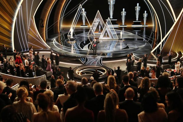Comentariu. La premiile Oscar, Hollywoodul a tratat războiul din Ucraina ca pe o calamitate naturală
