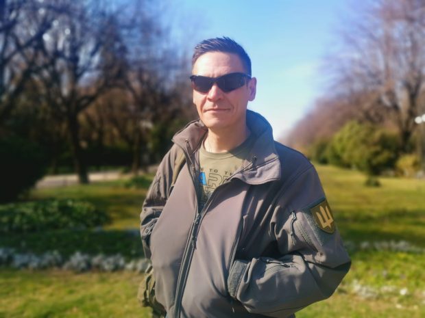 Povestea disidentului rus care vrea să lupte pentru Ucraina, aflat acum în București: „Sunt pregătit să mor pentru libertate”