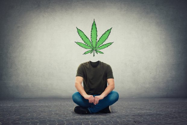 Efectele consumului de canabis asupra creierului – studii. Unde se află România în topul tinerilor din Europa care folosesc acest drog