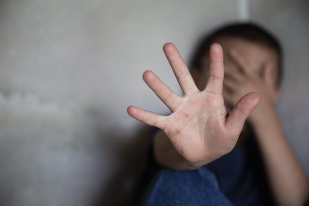 Ce au decis procurorii în cazul unui tânăr acuzat că a agresat sexual un copil de 15 ani