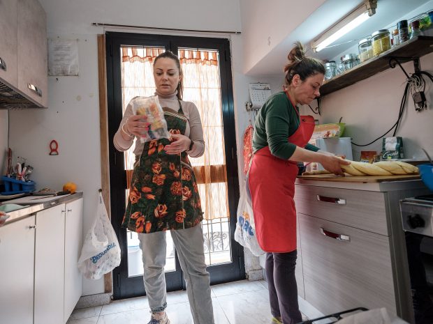 REPORTAJ. Paștele printre românii din Italia: „Aici mi-e de 1.000 de ori mai bine ca în țară”