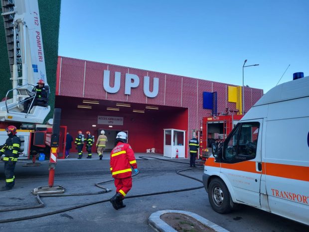 Incendiu la noua Unitate de Primiri Urgențe a Spitalului Bagdasar-Arseni. Pacienții au fost evacuați