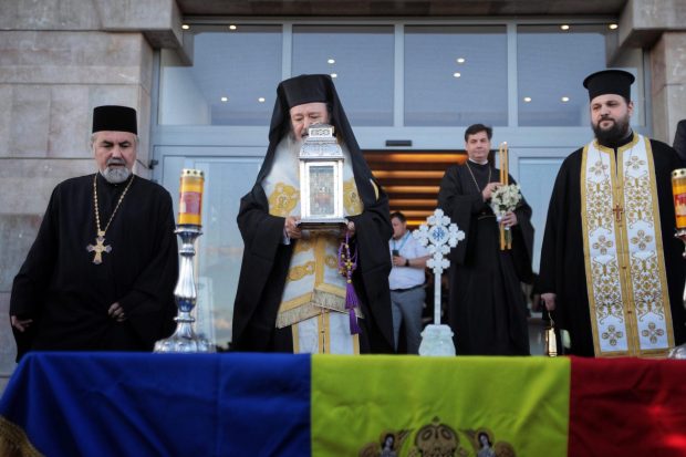 Lumina Sfântă a ajuns în România. Pentru prima oară, urmează să fie trimisă și în Ucraina