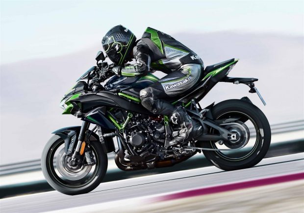 Motocicleta Kawasaki Z H2 redefinește segmentul Supernaked printr-o serie de atuuri tehnice avansate și un look deosebit de atractiv
