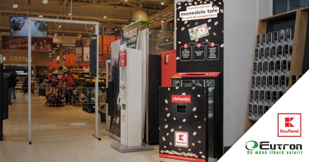 1900 lei în monede: Un brăilean și-a adus tot măruntul din casă, la Kaufland