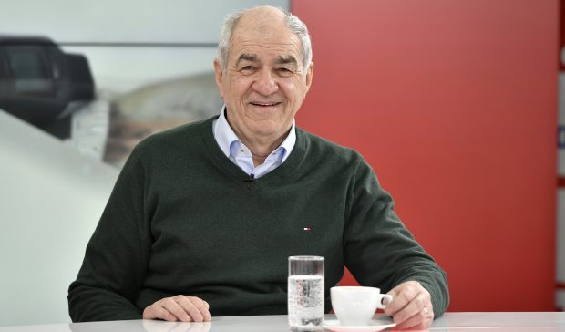 Viorel Hizo și sacrificiile unui antrenor: „Am parcurs 100.000 de kilometri ca să ajung acasă și să-mi văd familia”