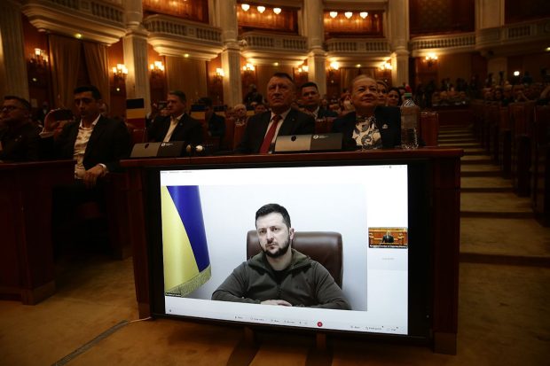 Onorată instanță, să ne ierți, că la discursul lui Zelenski nu ne simțeam prea bine