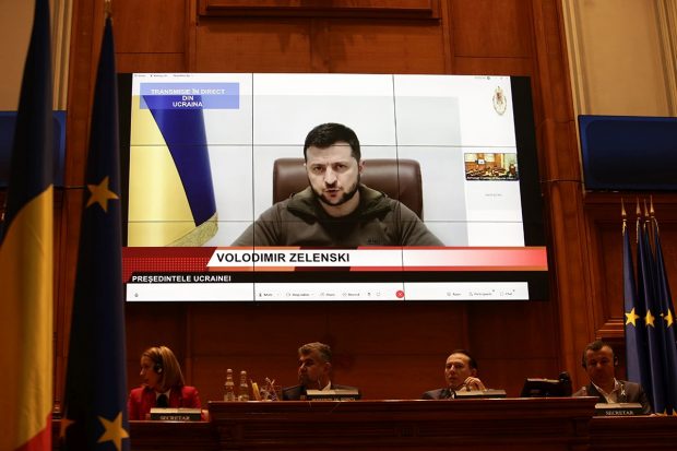 Ce nu s-a auzit la televizor. Discursul integral rostit de președintele Ucrainei, Volodimir Zelenski, în Parlamentul României