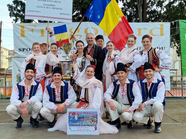 Un ansamblu din Constanța a câștigat la cel mai mare festival de folclor din Europa