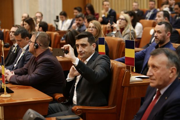 Ce le-a transmis George Simion urmăritorilor săi de pe Facebook, în timpul discursului președintelui Ucrainei