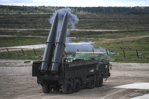 Rusia amplasează lansatoare de rachete Iskander-M, care pot căra focoase nucleare, la granițele Ucrainei
