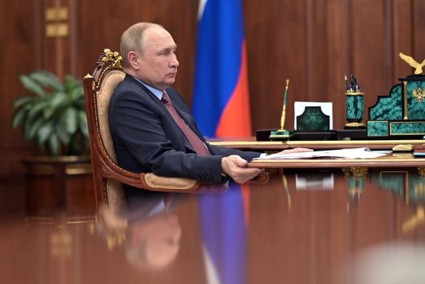 Putin respinge armistițiul pascal. De ce războiul „spiritual” al Rusiei e doar un pașaport spre infern