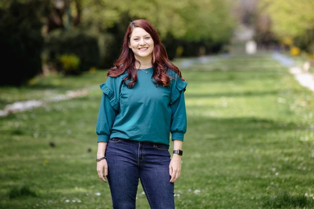 INTERVIU. Lector din SUA care predă la Universitatea București, despre relații. „Într-o lume ideală, familiile sănătoase pot duce la o societate mai bună”
