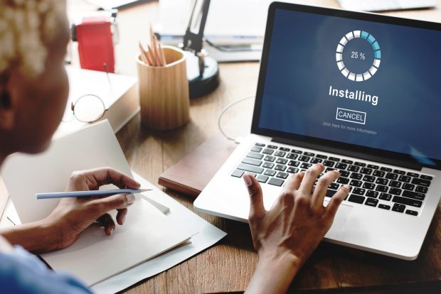 6 lucruri pe care să nu le faci atunci când descarci fișiere din mediul online
