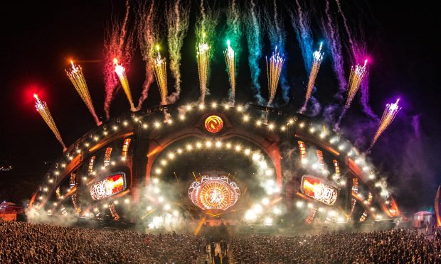 Alesso, KSHMR, Nicky Romero urcă pe scena de la Neversea 2022. Ce alți artiști au mai fost anunțați