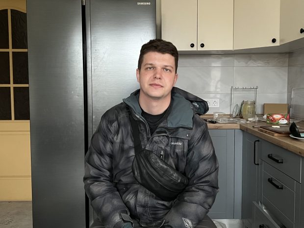 CORESPONDENȚĂ DIN UCRAINA. Mărturia unui tânăr din Bucha, ascuns în subsolul casei, peste care au intrat soldații ruși: „I-am întrebat: O să mă omorâți?”