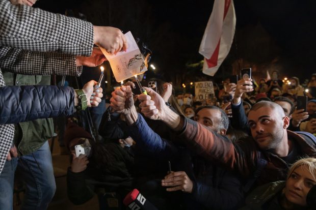 Corespondență din Georgia. Avertisment pentru România: „Libertățile se pierd gradual, ca să nu te trezești într-o dimineață și să realizezi: «Doamne, trăiesc în Rusia»”