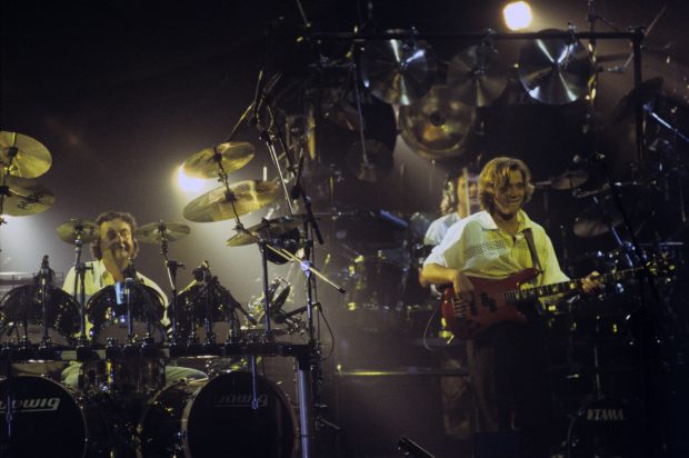 Pink Floyd a lansat o melodie în sprijinul Ucrainei. Membrii trupei britanice s-au reunit după 28 de ani
