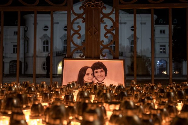 Cinci ani de la asasinarea jurnalistului slovac Jan Kuciak. Tatăl lui: „Nu mă deranjează dacă oamenii uită crima, dar să nu uite de ce s-a întâmplat”