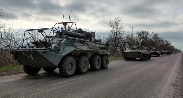 Rusia cere trupelor ucrainene care încă mai rezistă în Mariupol să se predea duminică, după ce a anunțat că a „curățat” orașul