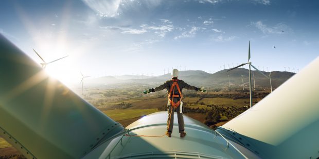 Tranziția către energie curată va produce noi superputeri globale. Cine pierde și cine câștigă
